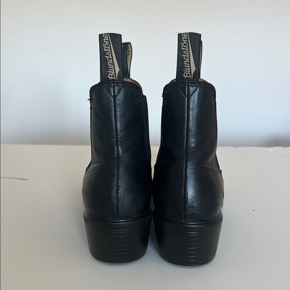 Black Heeled Blundstone Boots- Women’s 9 - Picture 7 of 12